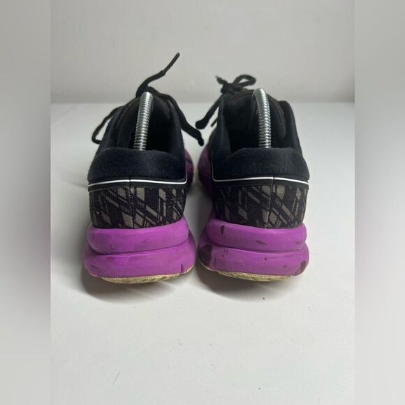 Brooks Launch 5 Purple Black Women's Athletic Shoes US Size  8 - Picture 3 of 8